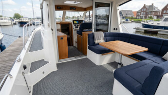 Tapijttegels op een boot